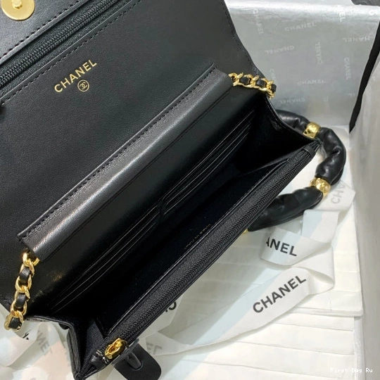 First Bag Ru CHANEL WALLET 0825